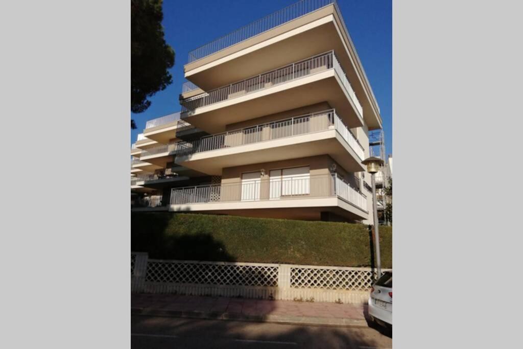 Apartamento Con Terraza En La Playa De La Fosca Паламос Экстерьер фото